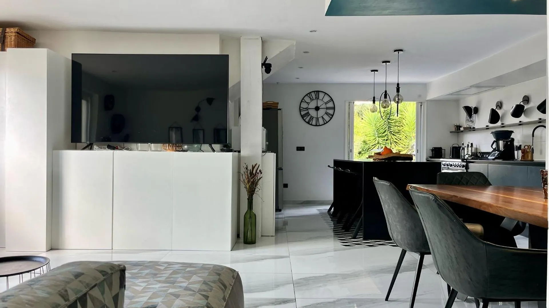 Holiday home Havre De Paix Avec Jacuzzi Et Jardin A Pied Du Centre-Ville France
