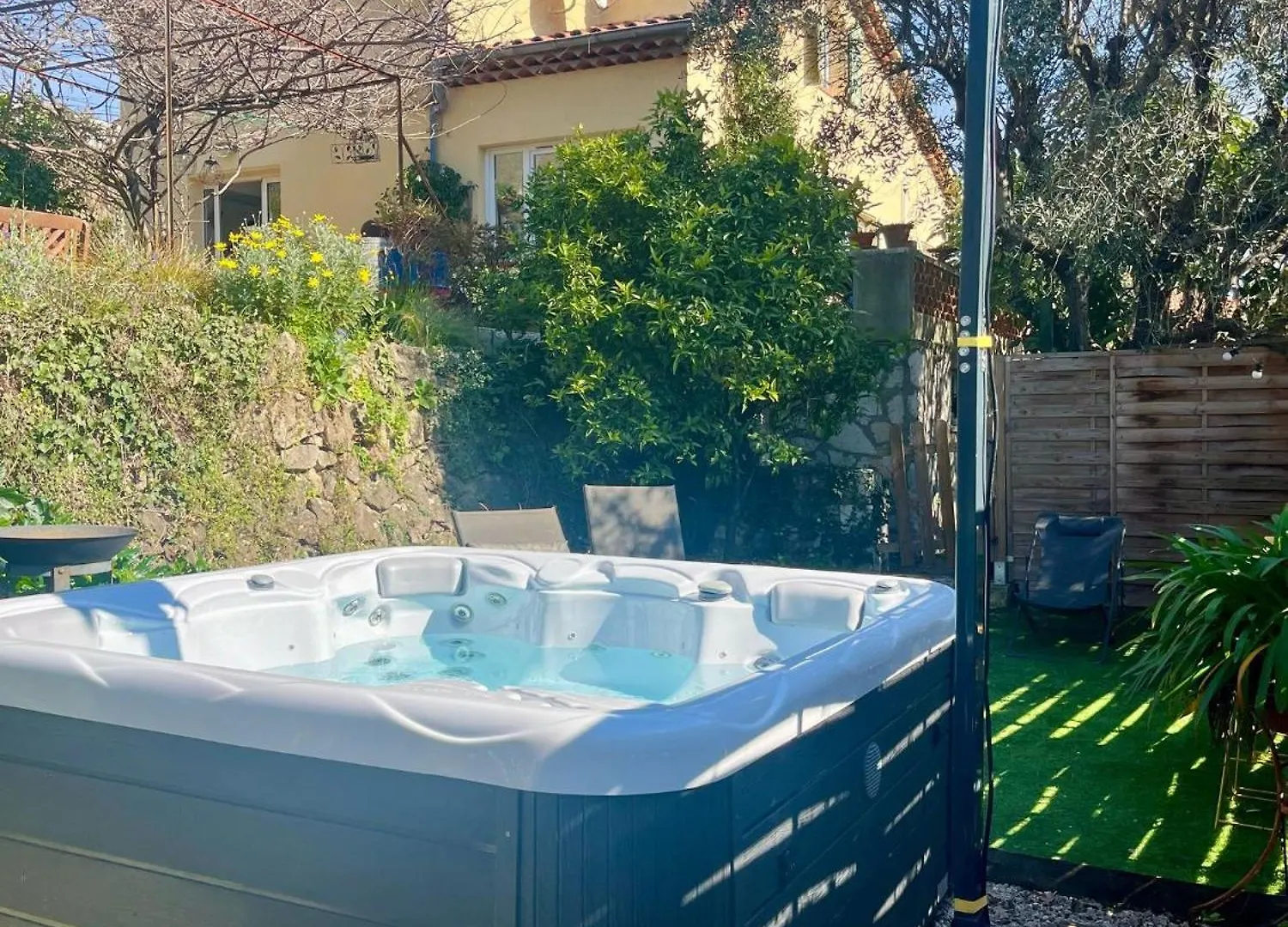 Havre De Paix Avec Jacuzzi Et Jardin A Pied Du Centre-Ville