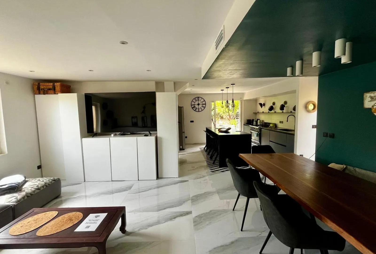 Holiday home Havre De Paix Avec Jacuzzi Et Jardin A Pied Du Centre-Ville