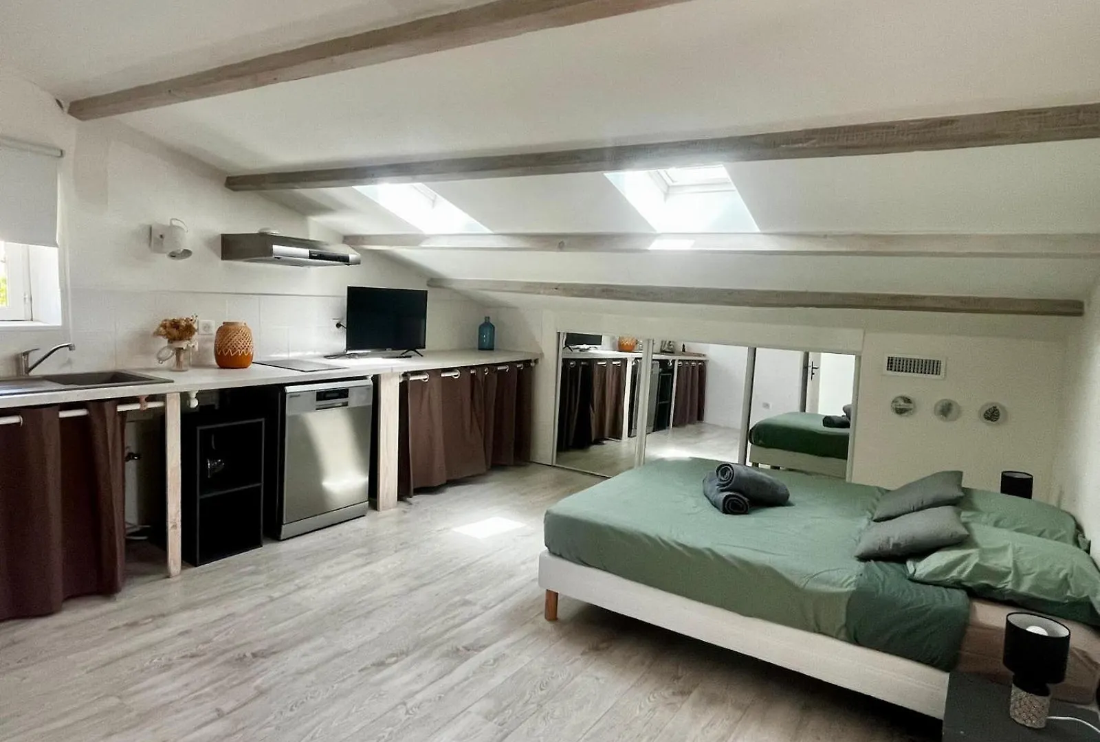 Havre De Paix Avec Jacuzzi Et Jardin A Pied Du Centre-Ville 0*, Vence
